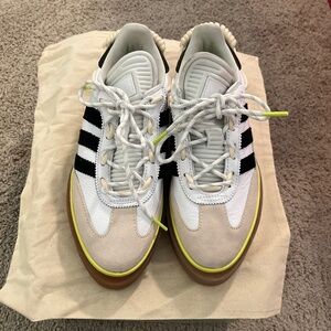 Ivy Park Supersleek 72